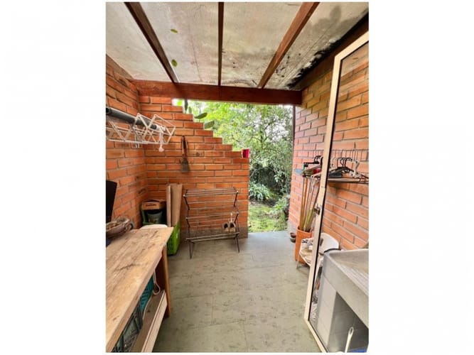 Casa de 3 alcobas en venta en San Lucas, Medellín, 248 m² · foto 12 de 24