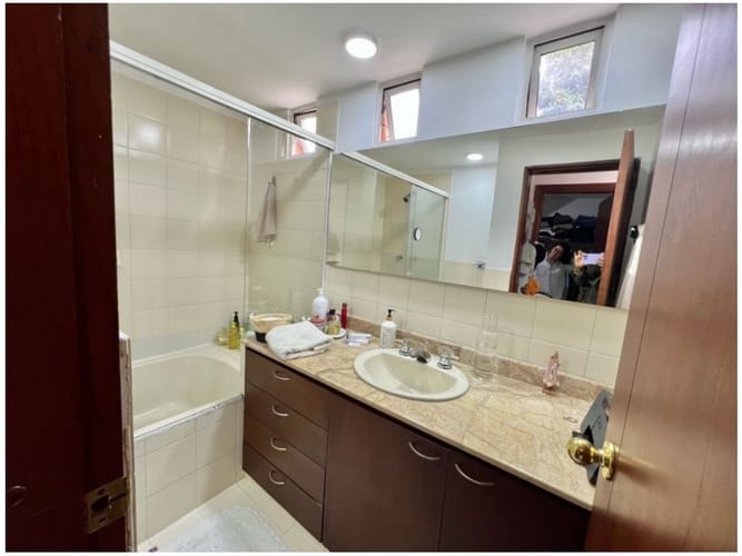 Casa de 3 alcobas en venta en San Lucas, Medellín, 248 m² · foto 20 de 24