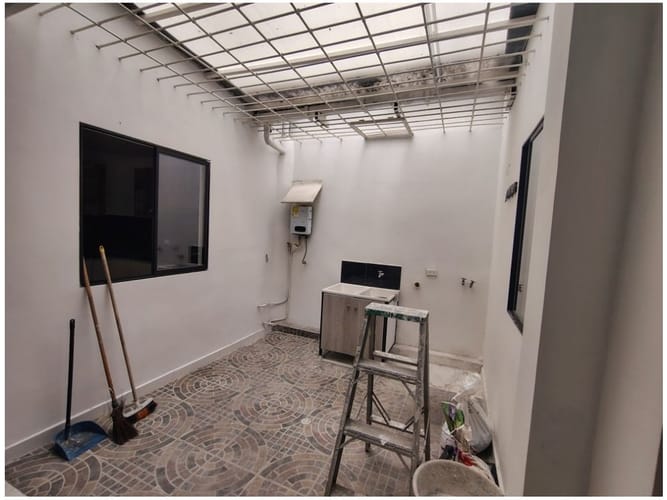 Casa de 6 alcobas en venta en Belén, Medellín, 340 m² · foto 8 de 24