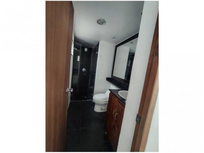 Casa de 6 alcobas en venta en Belén, Medellín, 340 m² · foto 12 de 24