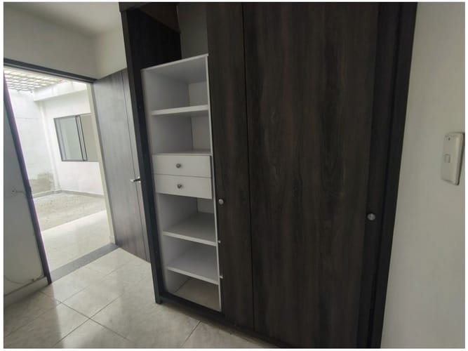 Casa de 6 alcobas en venta en Belén, Medellín, 340 m² · foto 13 de 24