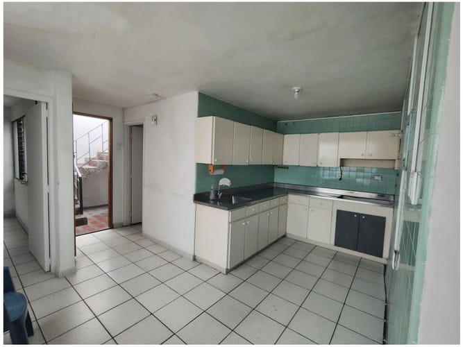 Casa de 6 alcobas en venta en Belén, Medellín, 340 m² · foto 14 de 24