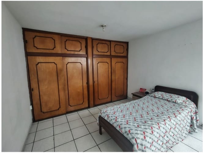 Casa de 6 alcobas en venta en Belén, Medellín, 340 m² · foto 20 de 24