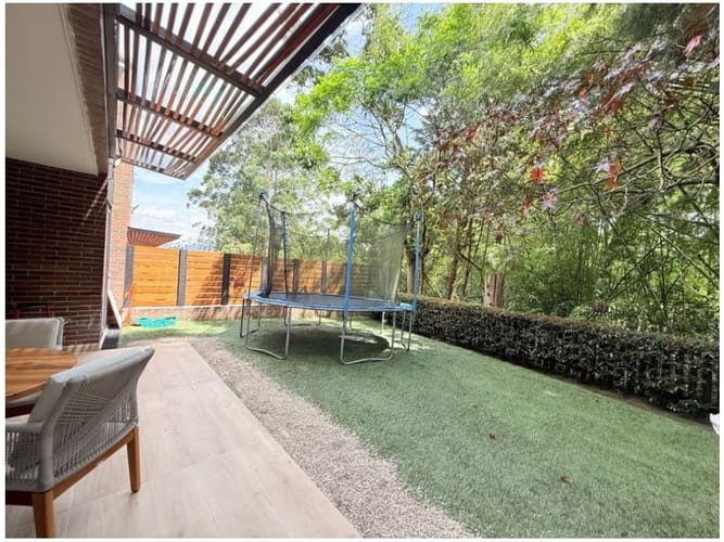 Casa de 3 alcobas en venta en Santa Catalina, Envigado, 259 m² · foto 7 de 24