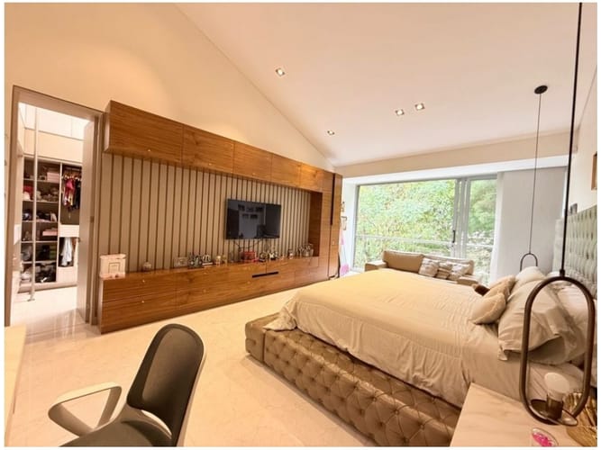 Casa de 3 alcobas en venta en Santa Catalina, Envigado, 259 m² · foto 19 de 24