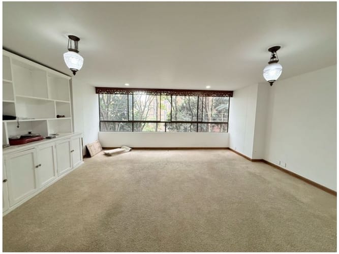Apartamento en venta en El Poblado, Medellín · foto 5 de 24