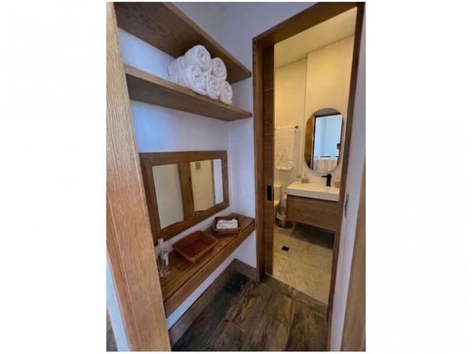 Apartaestudio en venta en El Roble, Medellín, 65 m² · foto 6 de 10