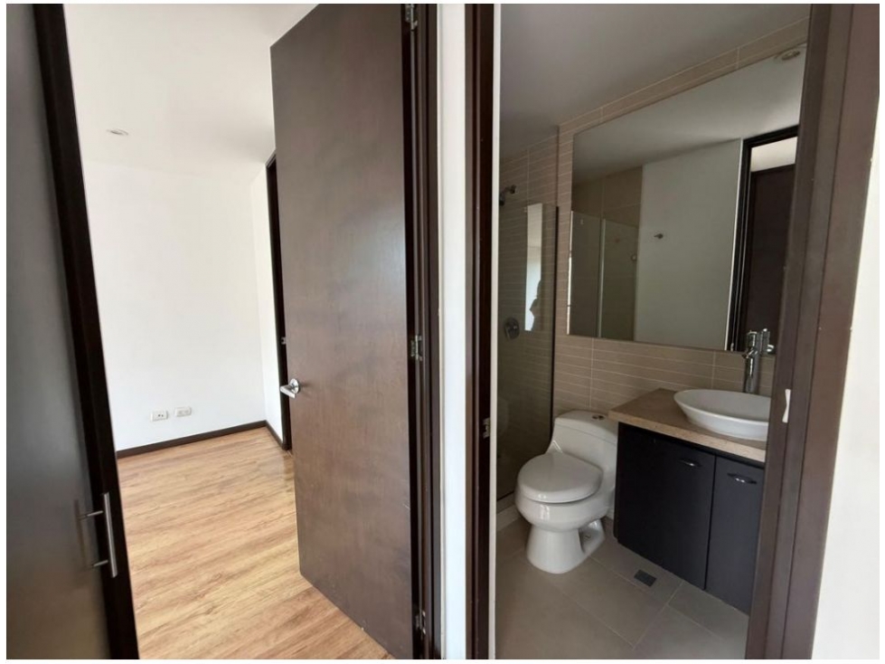 Apartamento en venta en El Poblado, Medellín · foto 17 de 22