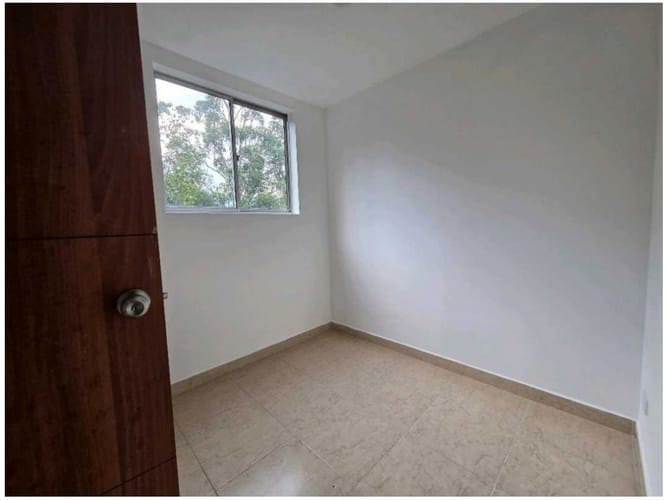 Apartamento en venta en Zuñiga, Medellín · foto 5 de 12