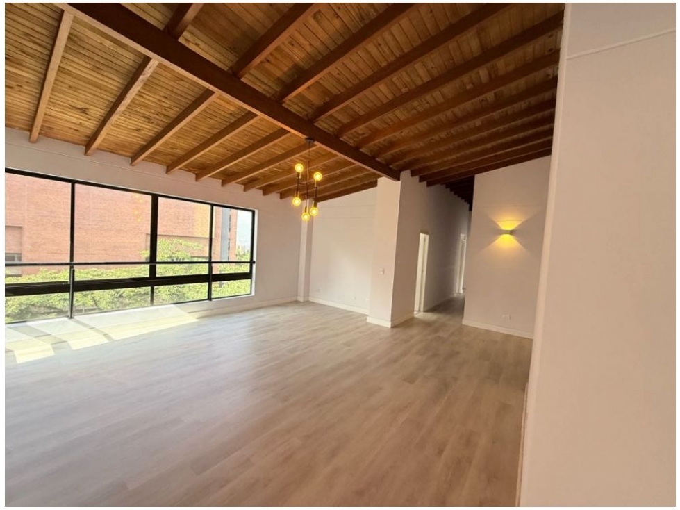 Apartamento en venta en El Poblado, Medellín · foto 6 de 21