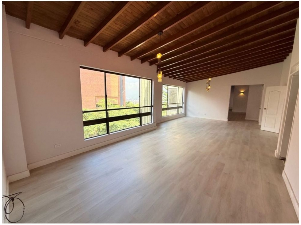 Apartamento en venta en El Poblado, Medellín · foto 7 de 21