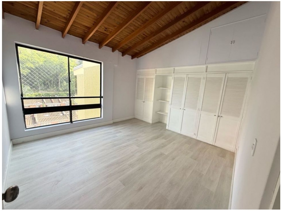 Apartamento en venta en El Poblado, Medellín · foto 13 de 21