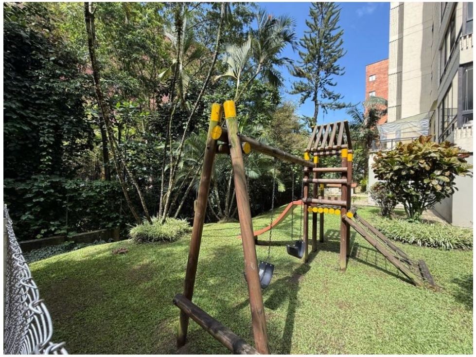 Apartamento en venta en El Poblado, Medellín · foto 19 de 21