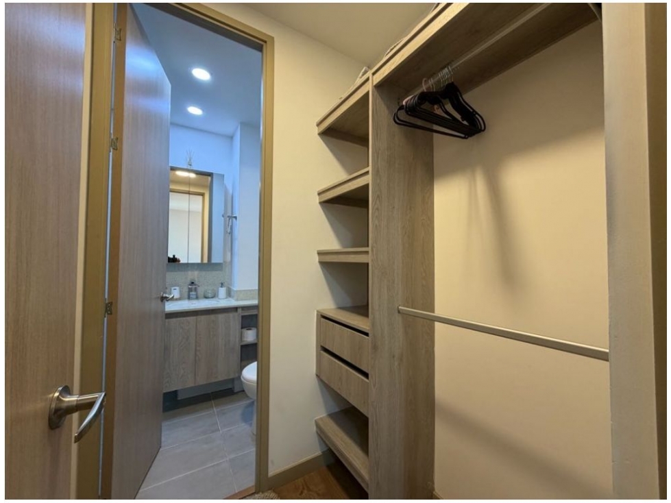 Apartamento en venta en Zuñiga, Envigado · foto 13 de 16