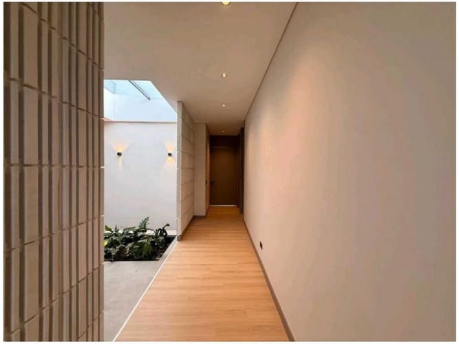 Casa de 3 alcobas en venta en Vía Las Palmas, Envigado, 330 m² · foto 4 de 16