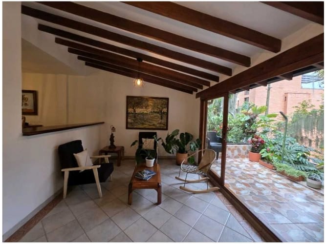 Casa en venta en Loma Del Escobero, Envigado · foto 5 de 24