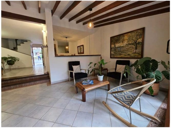 Casa en venta en Loma Del Escobero, Envigado · foto 8 de 24