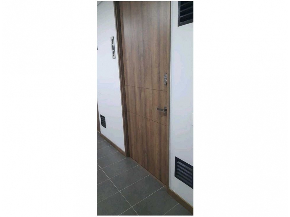 Apartamento en venta en Laureles, Medellín · foto 4 de 18