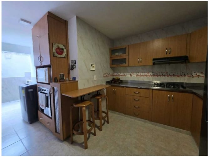 Casa en venta en Loma Del Escobero, Envigado · foto 15 de 24