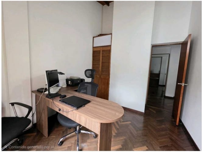 Casa en venta en Loma Del Escobero, Envigado · foto 18 de 24