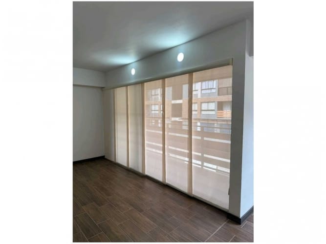 Apartamento de 2 alcobas en venta en Medellín, 65 m² · foto 2 de 15