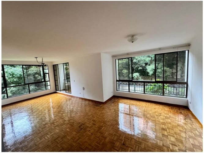Apartamento de 2 alcobas en venta en Castropol, Medellín, 80 m² · foto 3 de 15