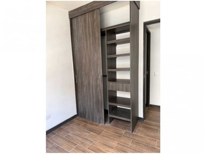 Apartamento de 2 alcobas en venta en Medellín, 65 m² · foto 6 de 15