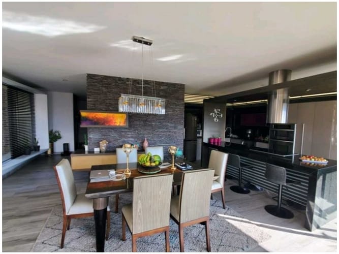 Apartamento en venta en El Poblado, Medellín · foto 4 de 14