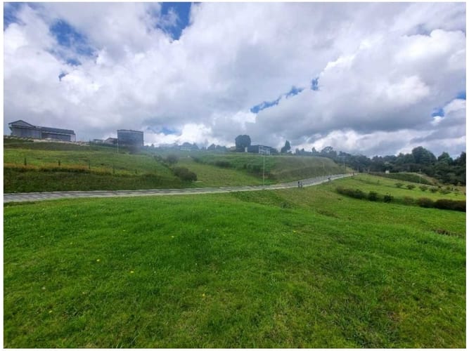 Lote en venta en Las Palmas, Envigado, 1518 m² · foto 4 de 6