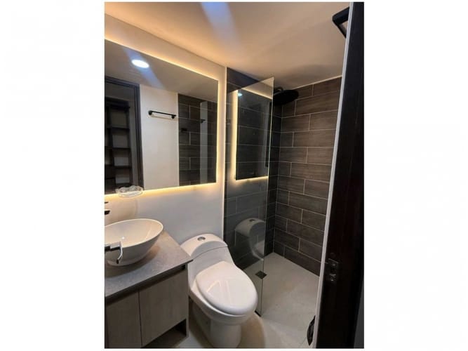 Apartamento de 2 alcobas en venta en Medellín, 65 m² · foto 12 de 15