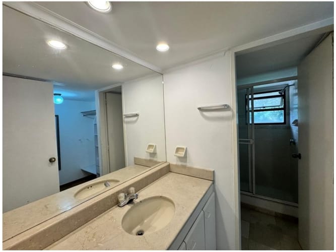 Apartamento de 2 alcobas en venta en Castropol, Medellín, 80 m² · foto 10 de 15