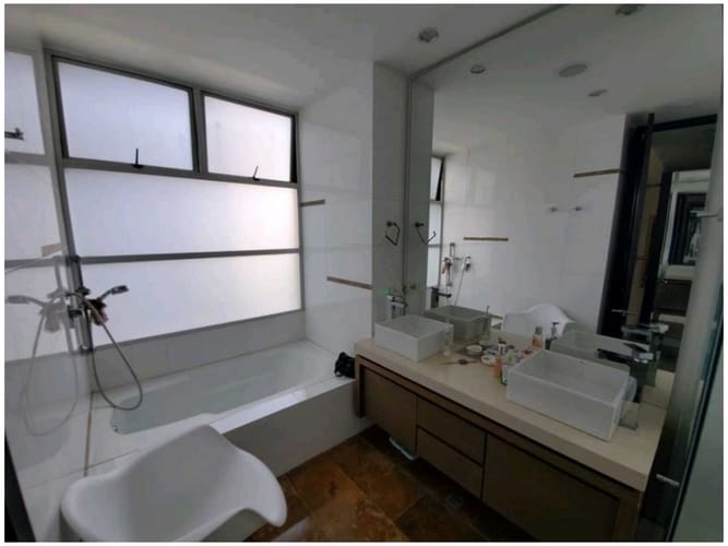 Apartamento en venta en El Poblado, Medellín · foto 12 de 14