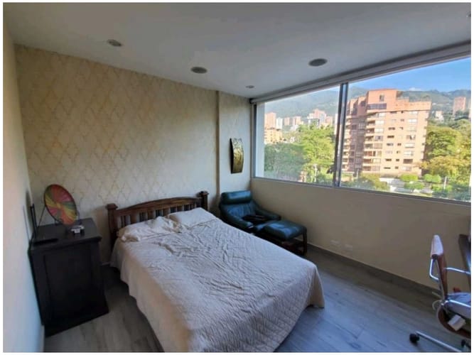 Apartamento en venta en El Poblado, Medellín · foto 13 de 14