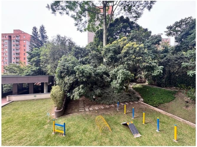 Apartamento de 2 alcobas en venta en Castropol, Medellín, 80 m² · foto 14 de 15