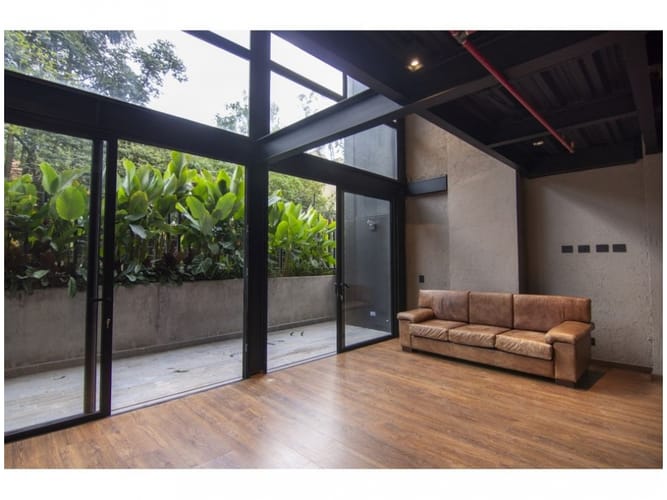 Apartamento de 1 alcoba en venta en Las Lomas, Medellín, 132 m² · foto 4 de 14