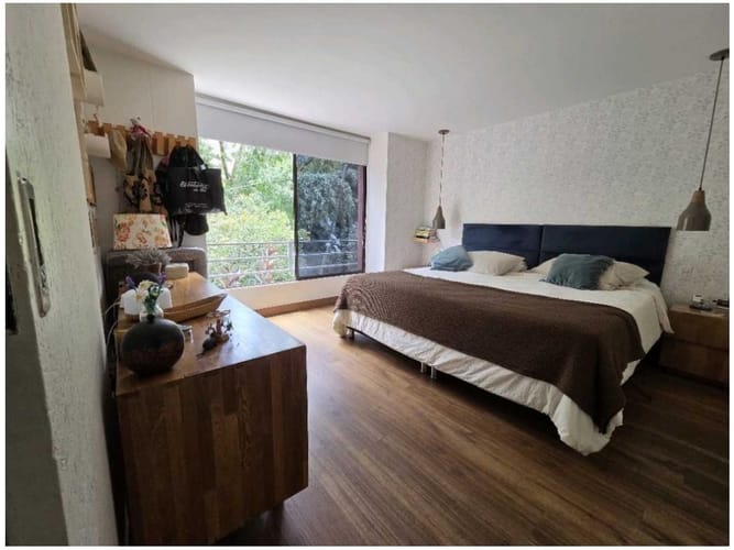 Casa de 4 alcobas en venta en Los Naranjos, Medellín, 272 m² · foto 15 de 17