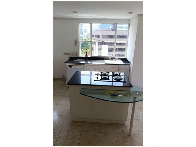 Apartamento de 3 alcobas en venta en La Florida, Medellín, 169 m² · foto 6 de 12