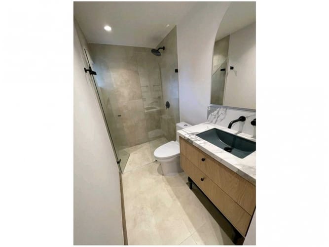 Apartamento de 3 alcobas en venta en El Poblado, Medellín, 188 m² · foto 6 de 12
