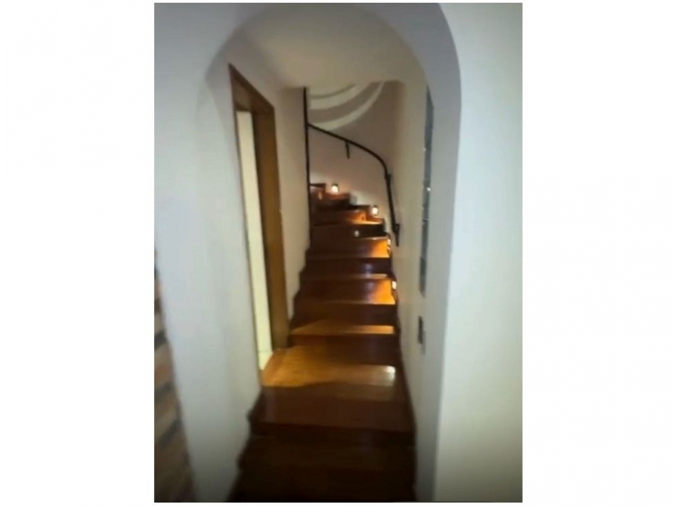 Apartamento en venta en El Poblado, Medellín · foto 7 de 13
