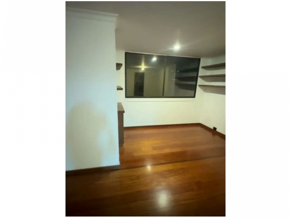 Apartamento en venta en El Poblado, Medellín · foto 9 de 13