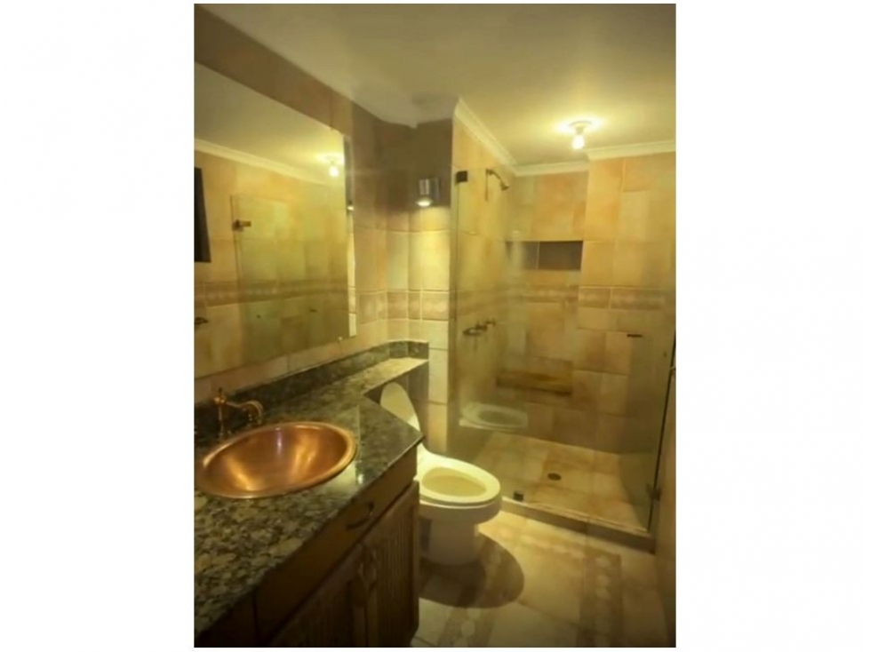 Apartamento en venta en El Poblado, Medellín · foto 13 de 13