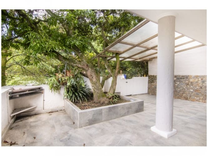 Casa de 4 alcobas en venta en El Poblado, Medellín, 345 m² · foto 3 de 24