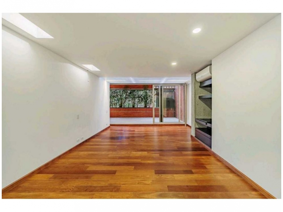 Apartamento en venta en El Poblado, Medellín · foto 9 de 13
