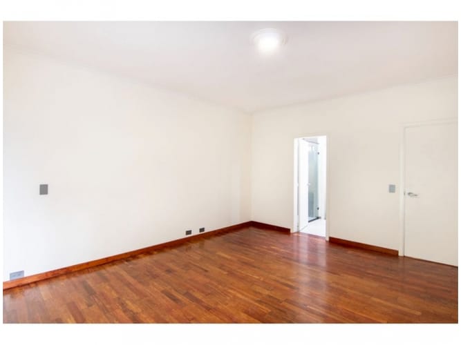 Casa de 4 alcobas en venta en El Poblado, Medellín, 345 m² · foto 10 de 24