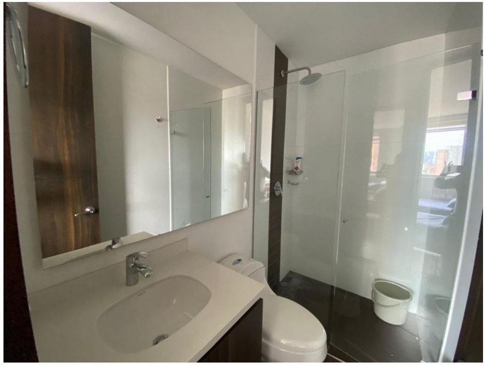 Apartamento en venta en El Poblado, Medellín · foto 11 de 16