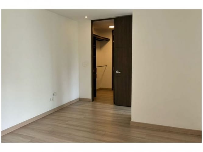 Apartamento en venta en El Poblado, Medellín · foto 11 de 17