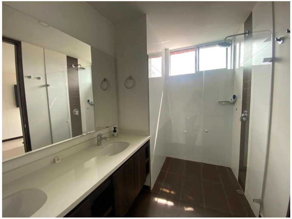 Apartamento en venta en El Poblado, Medellín · foto 13 de 16