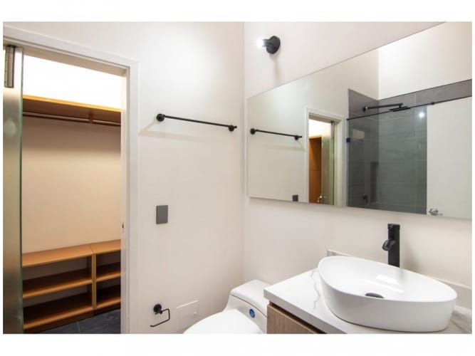 Casa de 4 alcobas en venta en El Poblado, Medellín, 345 m² · foto 16 de 24