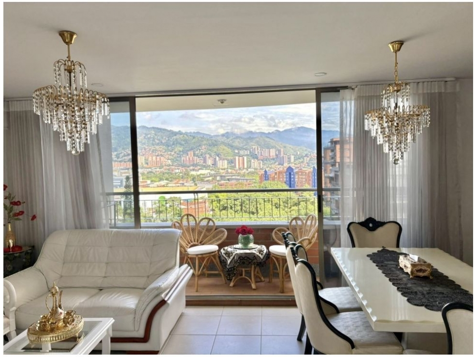 Apartamento en venta en El Poblado, Medellín · foto 3 de 11