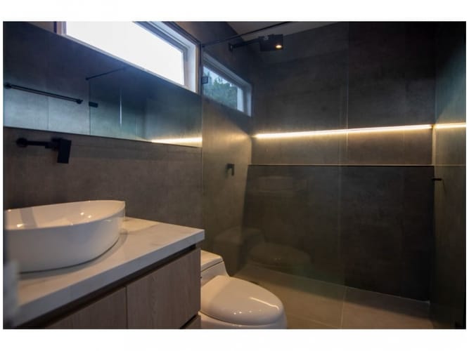Casa de 4 alcobas en venta en El Poblado, Medellín, 345 m² · foto 21 de 24